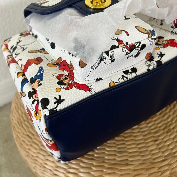 Mickey Mouse Through the Years Handbag New With Tag Authentic WDW Parks - Picture 11 of 16